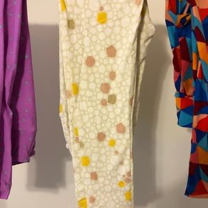 Lularoe leggings listing #2. NWOT. OS.